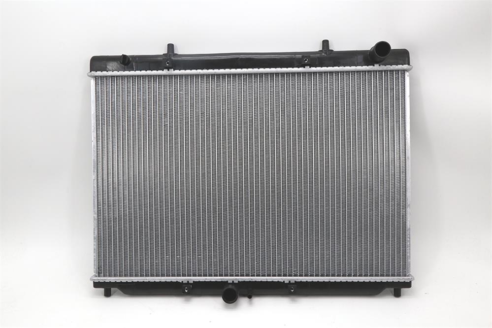 23887561 SGMW SAIC Wuling Ny Rong Guang MT aluminiumsradiator