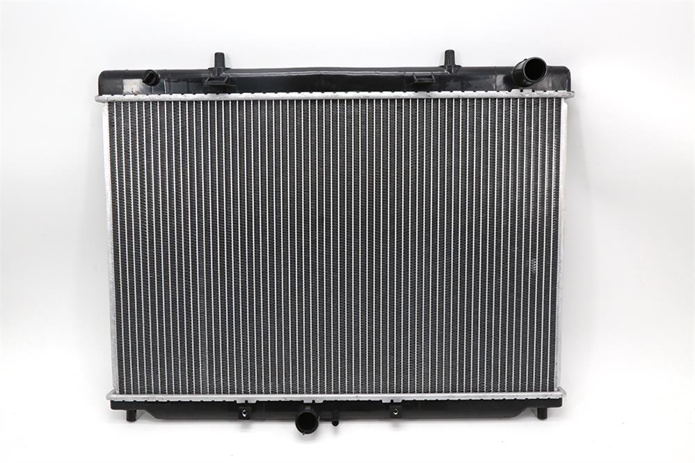 24553239 SGMW SAIC Wuling Hong Guang 1,4 MT aluminiumsradiator